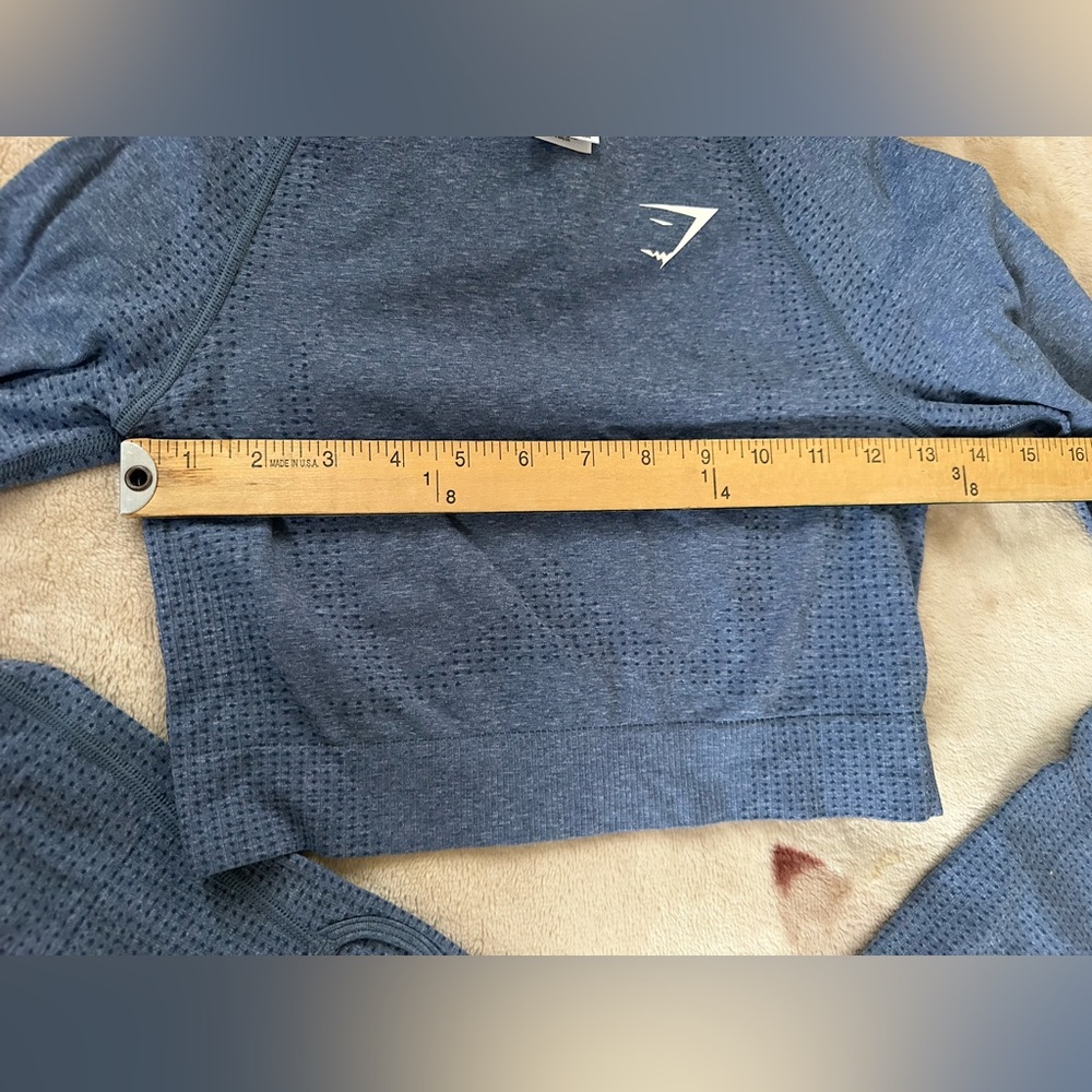 Gymshark Blue Vital Seamless Crop Top - Long Sleeve with Thumbholes size S - Picture 7 of 9